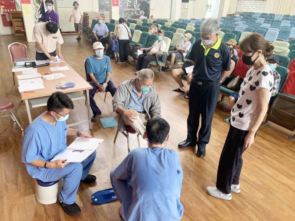 ▲中彰榮家醫療輔具個別性評估及維修,造福住民也與社區資源共享。(記者林明佑翻攝)