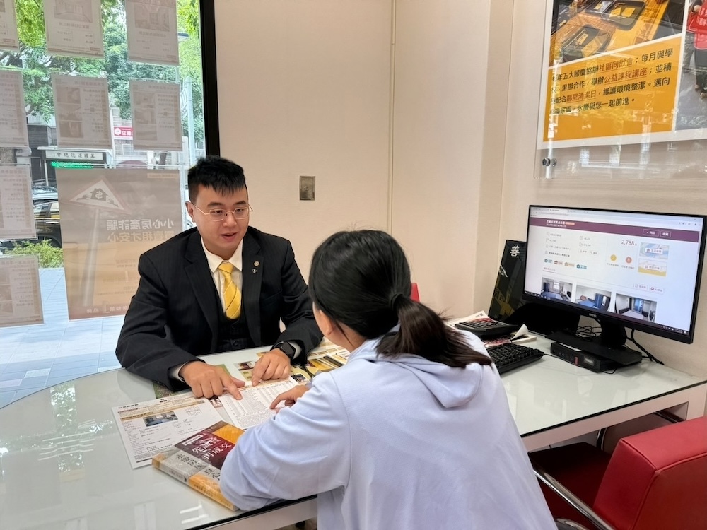 0經驗房仲菜鳥到每月成交 永慶房屋詹惟閎年薪百萬且27歲就買房 265 cnews124240905a08