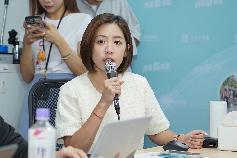 柳采葳曝柯市府助京華城「加速復工」 痛批視工安於無物 260 柳采葳曝柯市府助京華城「加速復工」 痛批視工安於無物 259