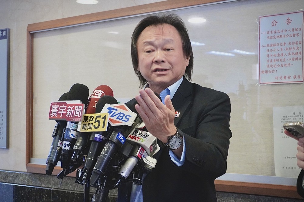 批柯文哲無連任壓力就為財團服務　王世堅嗆：7414 237