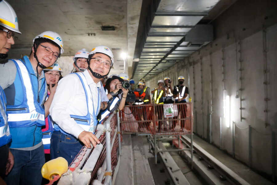圖/新北市長侯友宜今(6)日前往中和站工區視察施工進度。(新北市政府新聞局提供)