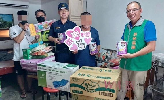 北港警聯手張榮發基金會 助困境家庭獲4萬元生活扶助