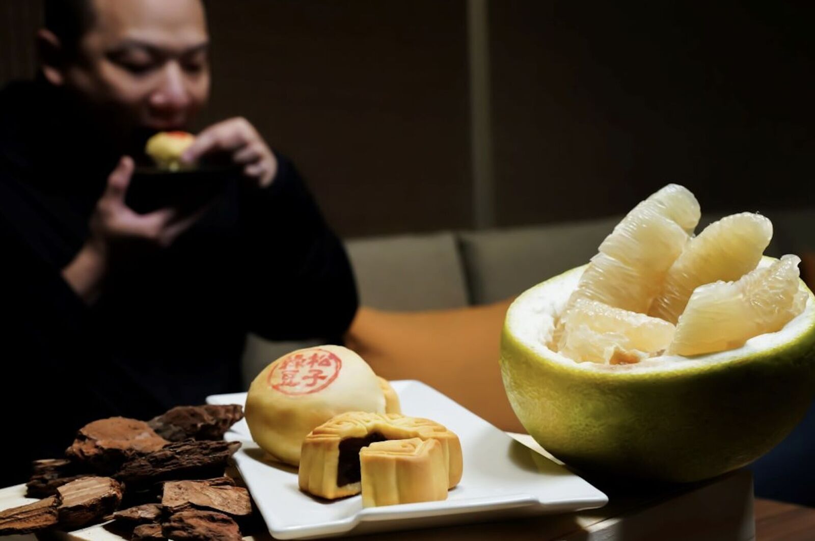 中秋轉瘋蛋黃酥 小顆不胖?營養師曝真相「1顆=半碗飯+3茶匙油」 212 中秋轉瘋蛋黃酥 小顆不胖?營養師曝真相「1顆=半碗飯+3茶匙油」 211