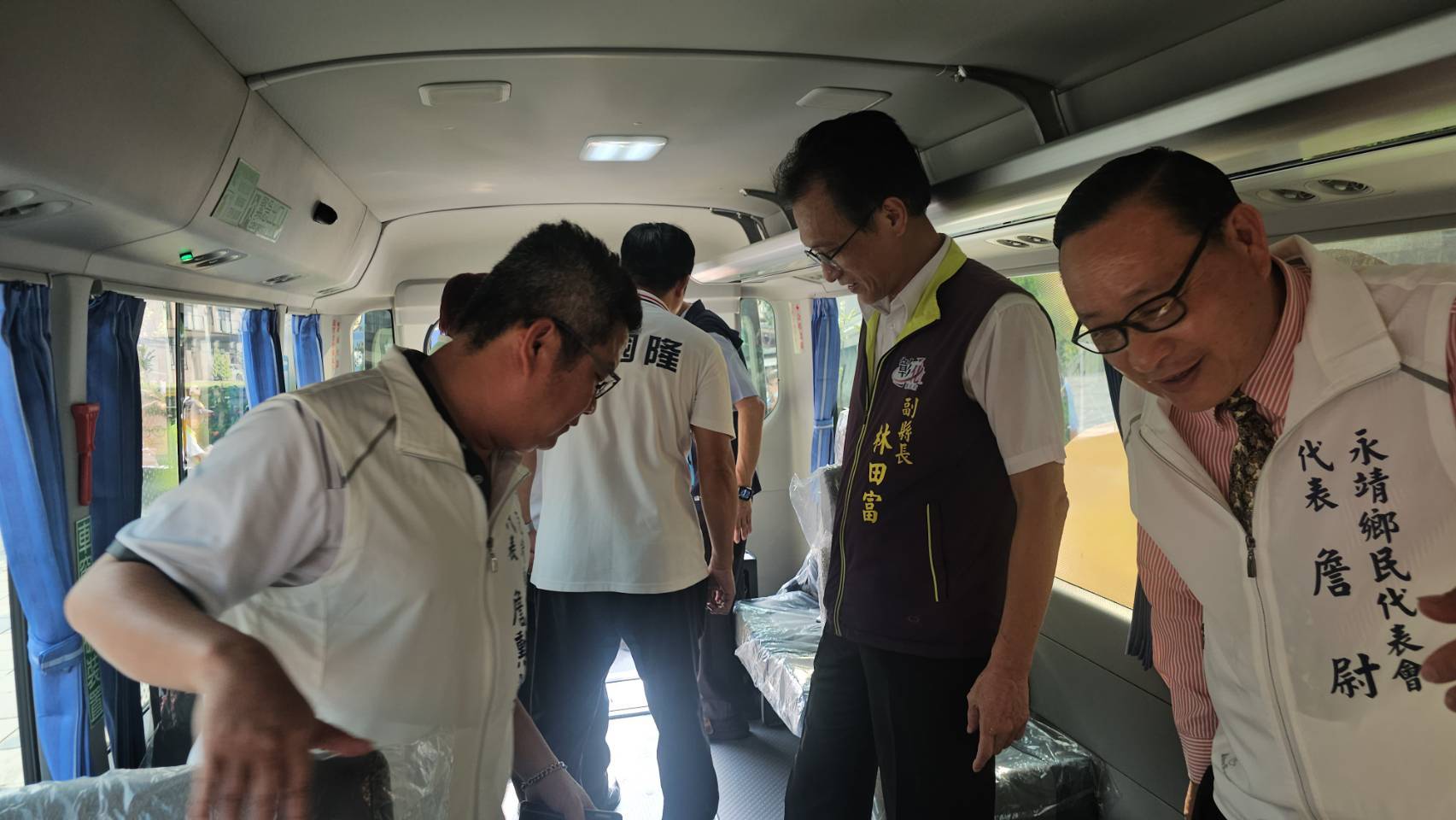 ▲永靖鄉公所成功爭取到幸福巴士，今日舉辦幸福巴士交車典禮，歡迎在地鄉親多加利用。（記者張溎壕攝）