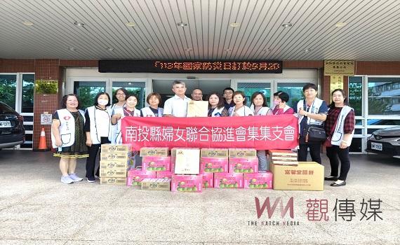 集集鎮婦女聯合協進會中秋節前夕慰勞集集分局警察同仁