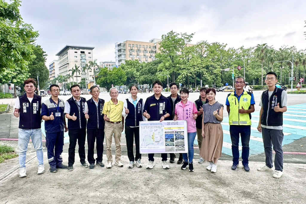 ▲羅廷瑋爭取1億3370萬元南區中區道路重鋪與天然氣與自來水管線汰換。(記者張玉泰翻攝)