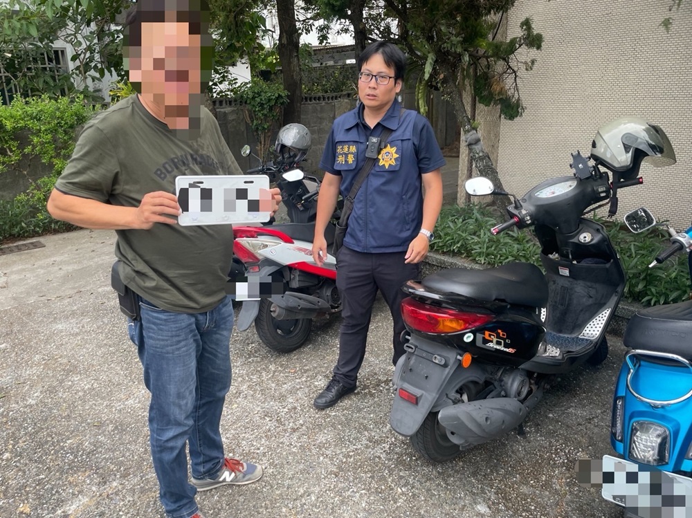 機車車牌被吊扣 臉書客製化假車牌懸掛上路被逮 220 cnews204240912a04