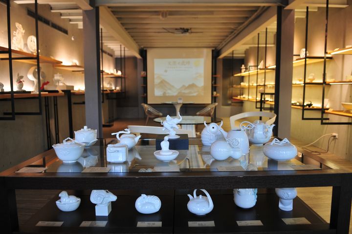 美麗中華「天涯共此時」-薈韻雅集饗宴 海旅會台北辦邀台灣旅遊界共度中秋佳節