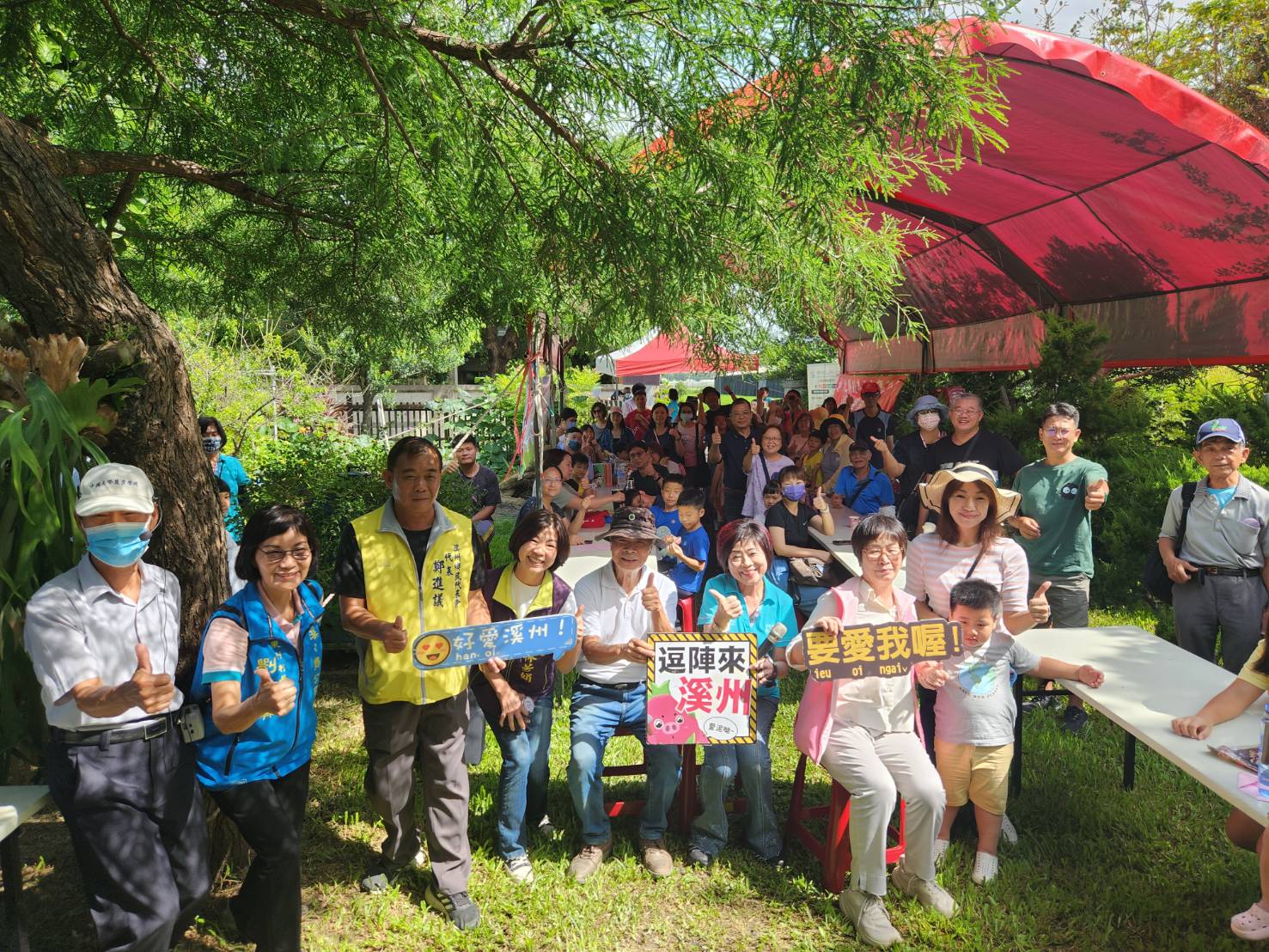 ▲溪州鄉公所舉辦農業體驗活動，農業博士陳世雄大方分享他的有機農場經營模式，也建議應鼓勵飼養黑水虻，把廚餘當作「資源」。（記者張溎壕攝） 