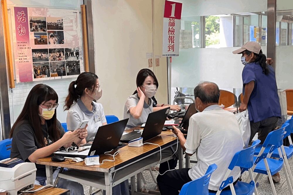 部苗攜手苗栗市公所 啟動「健康直達巡迴列車」 255 照片來源:衛生福利部苗栗醫院