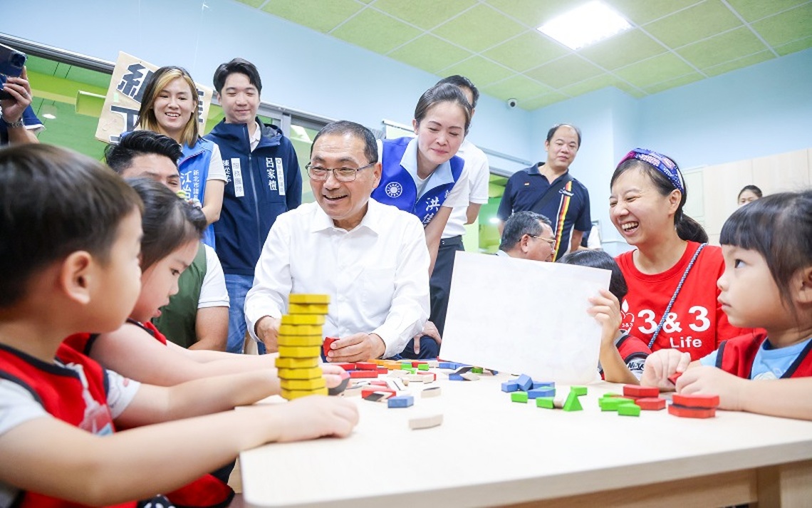 視察桃子腳國中小第三期校舍暨共構幼兒園進度 侯友宜盼提供學生舒適通透的學習環境