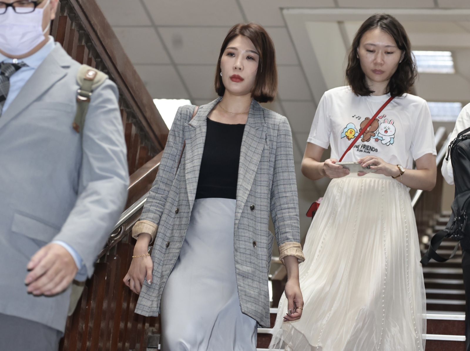 三立記者馬郁雯16日赴北檢應訊,北檢隨後發新聞稿澄清,記者消息來源不是來自檢廉,前立委郭正亮痛批,查出結果是這樣,很丟臉。資料照片/林啟弘攝