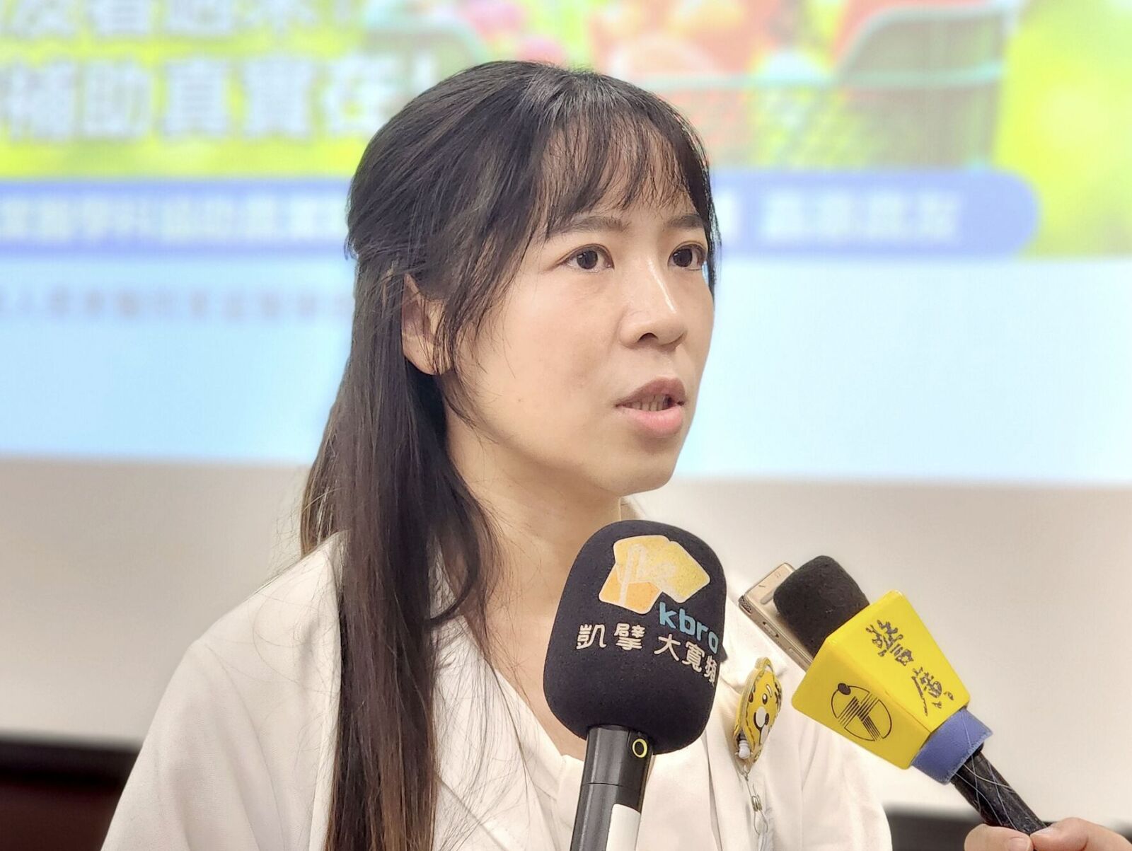 一年365天餵豬、清豬圈 他雙手麻木疼痛「農民職業病」獲給付 220 一年365天餵豬、清豬圈 他雙手麻木疼痛「農民職業病」獲給付 219