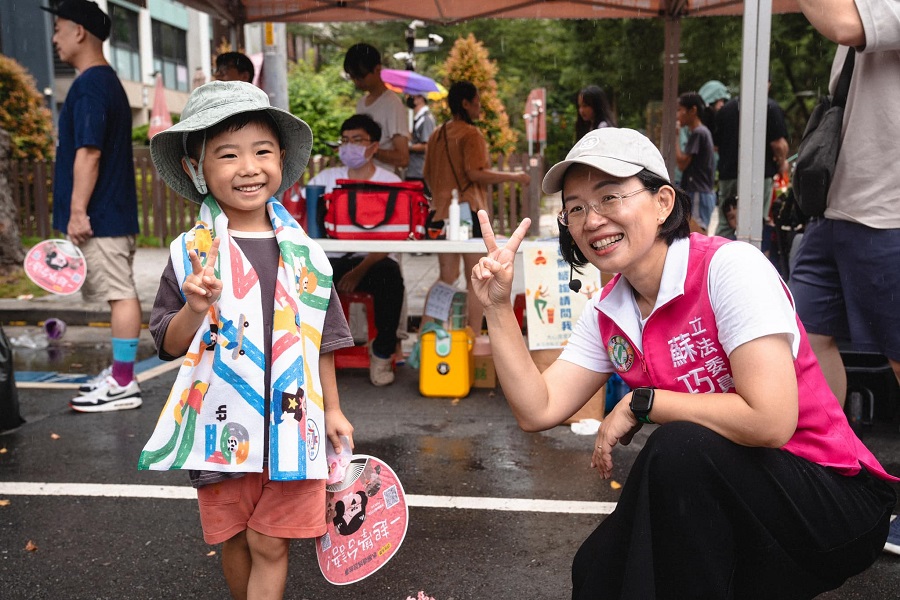 圖/蘇巧慧是民進黨內討論較多的新北市長人選,藍營議員陳偉杰認為,還要看未來一年多的權力變化而定。(翻攝蘇巧慧臉書)