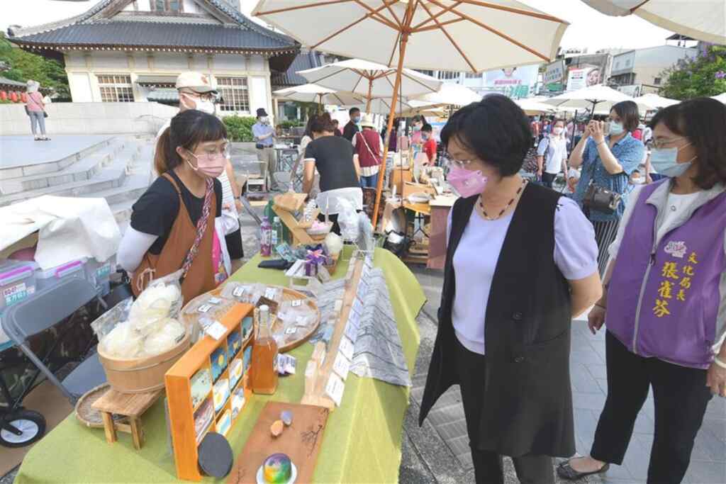 ▲卦山文創市集「兒時記憶趣」將於9月21日至22日下午2點,在彰化縣立美術館前廣場登場,不僅有復古文創、手工藝術作品,還有街頭藝人現場表演。(彰化縣文化局提供)