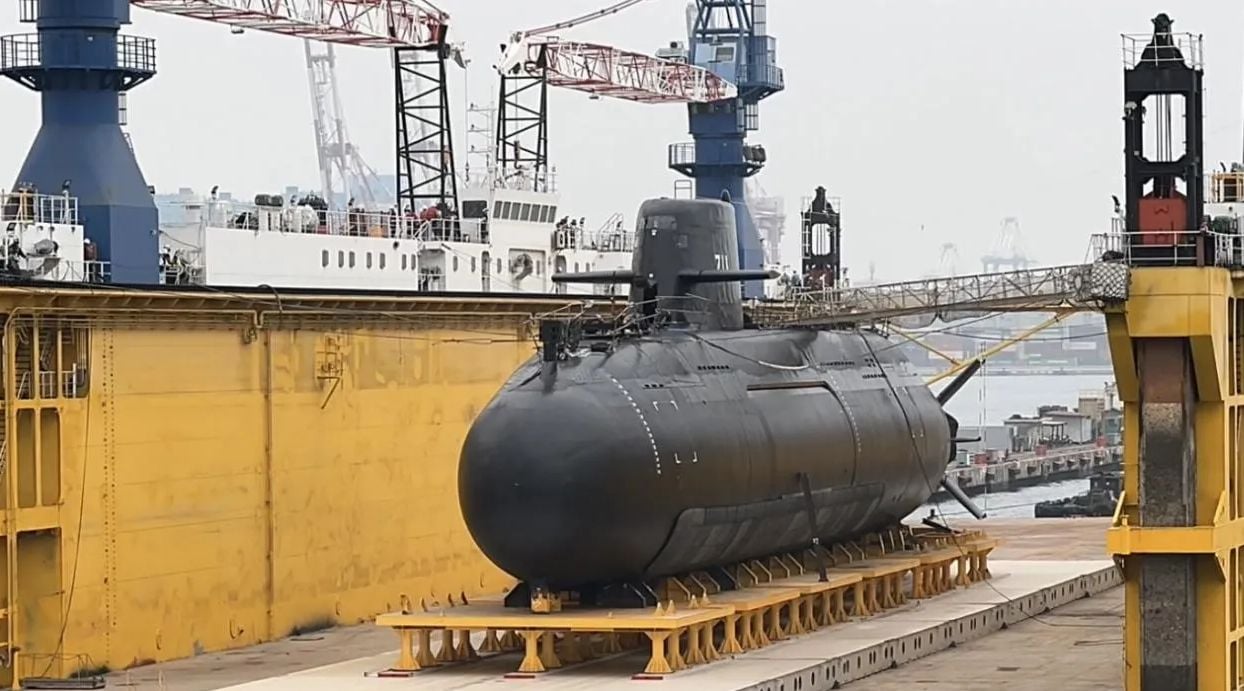 顧立雄表示,海鯤號潛艦明年3月底進行海上測試。資料照片