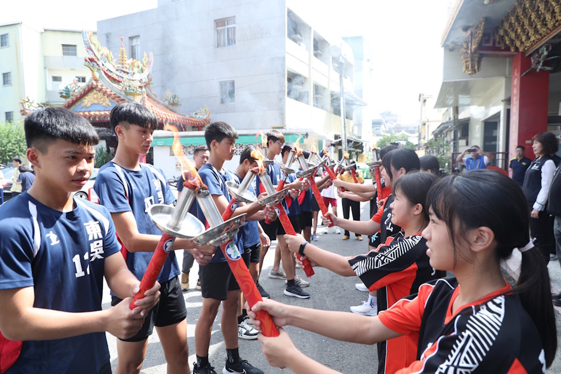 113年嘉義市中小學聯合運動會聖火引燃暨傳遞 9月24起連續16天賽事不間斷