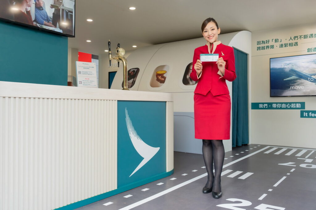 在國泰航空「Feels good to move 由心起動」活動中,可獲得登機證造型的集點卡