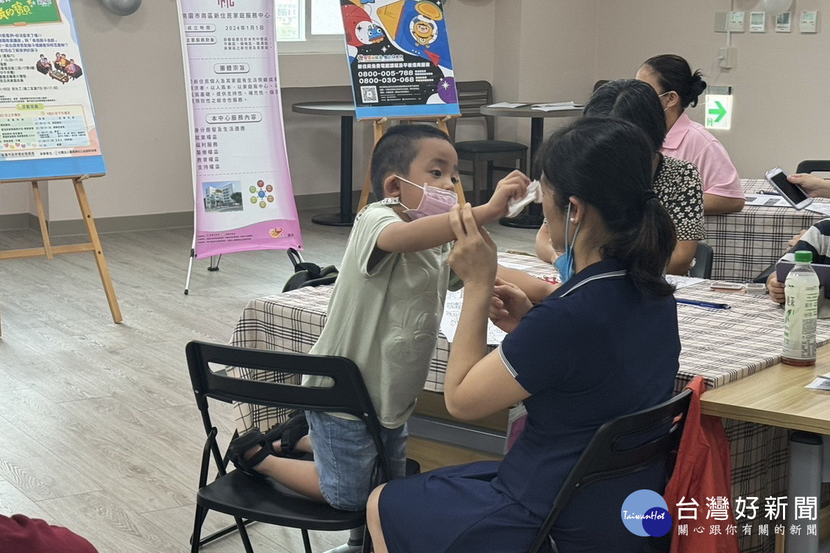 桃園市政府婦幼局舉辦「愛與陪伴~我的寶貝」親職教育講座。<br /><br />