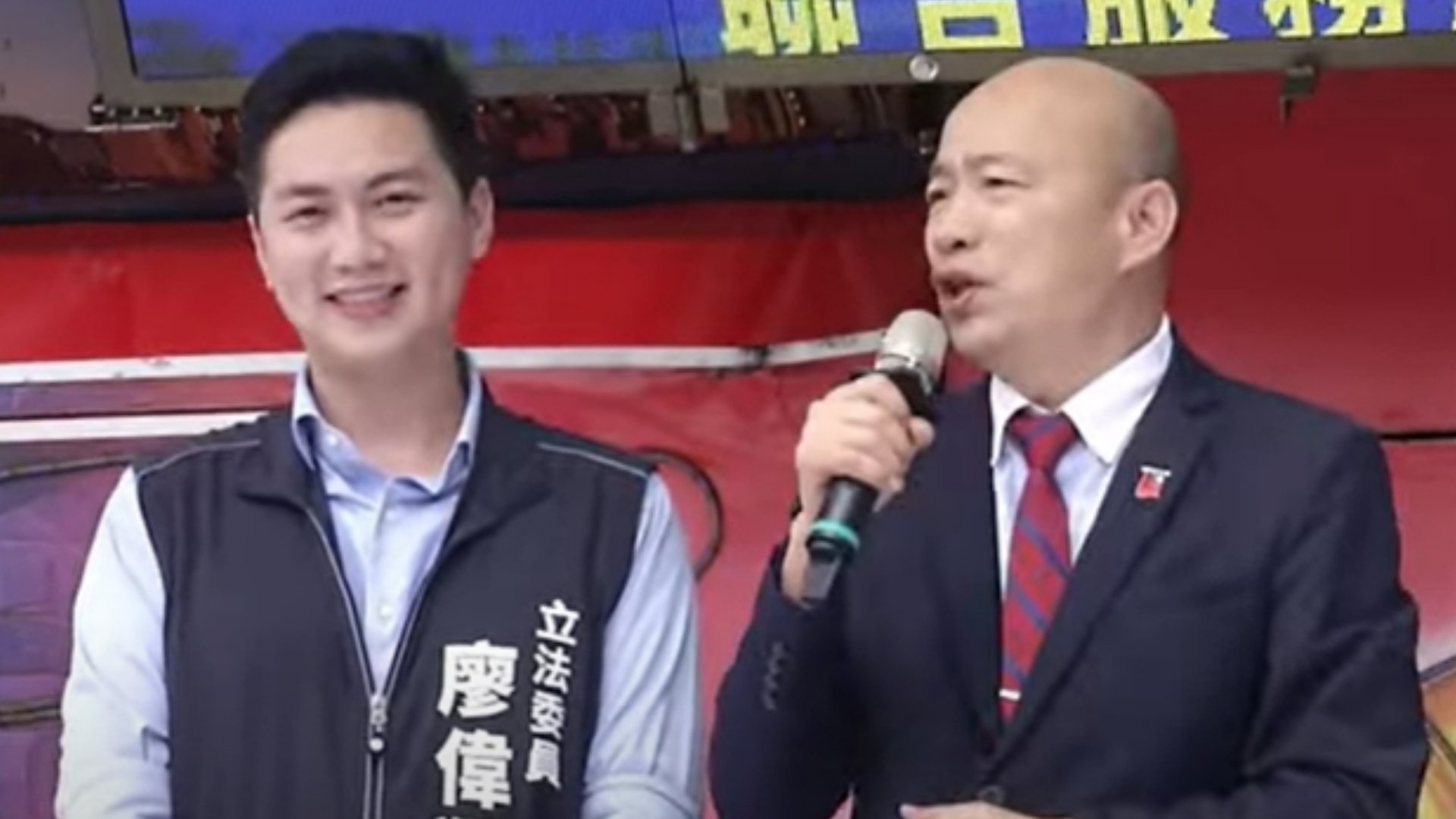國民黨立委廖偉翔與母親台中市議員黃馨慧共同設置聯合服務處,21日搬到新址,立法院長韓國瑜親自站台。翻攝畫面