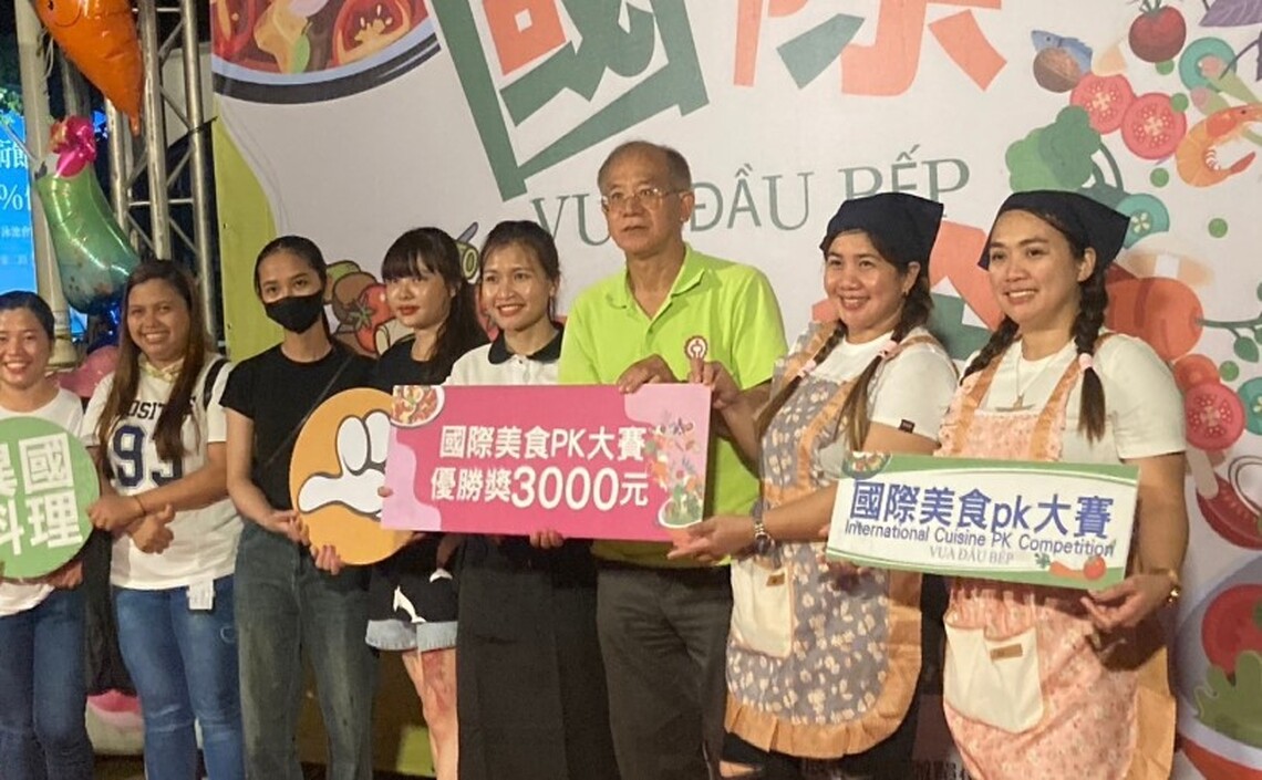 高市勞工局舉辦國際美食PK大賽 「越夏蝦之戀」奪優勝
