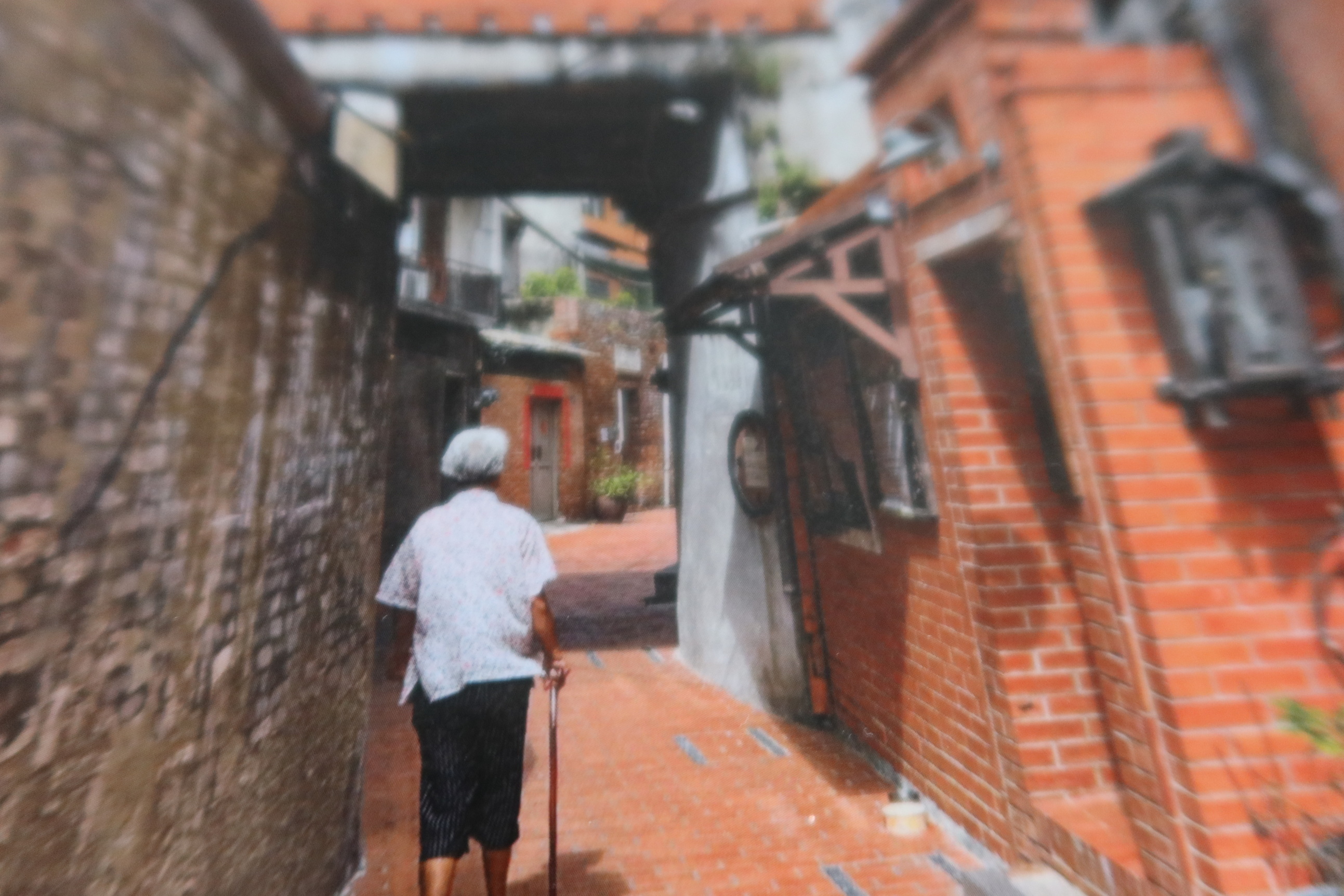 ▲彰化縣文化局在鹿港公會堂前廣場舉辦古蹟主題日活動，鹿港老街寫生比賽古鎮解謎闖關、狩獵神射手趣味競賽等精彩。（記者張溎壕攝）