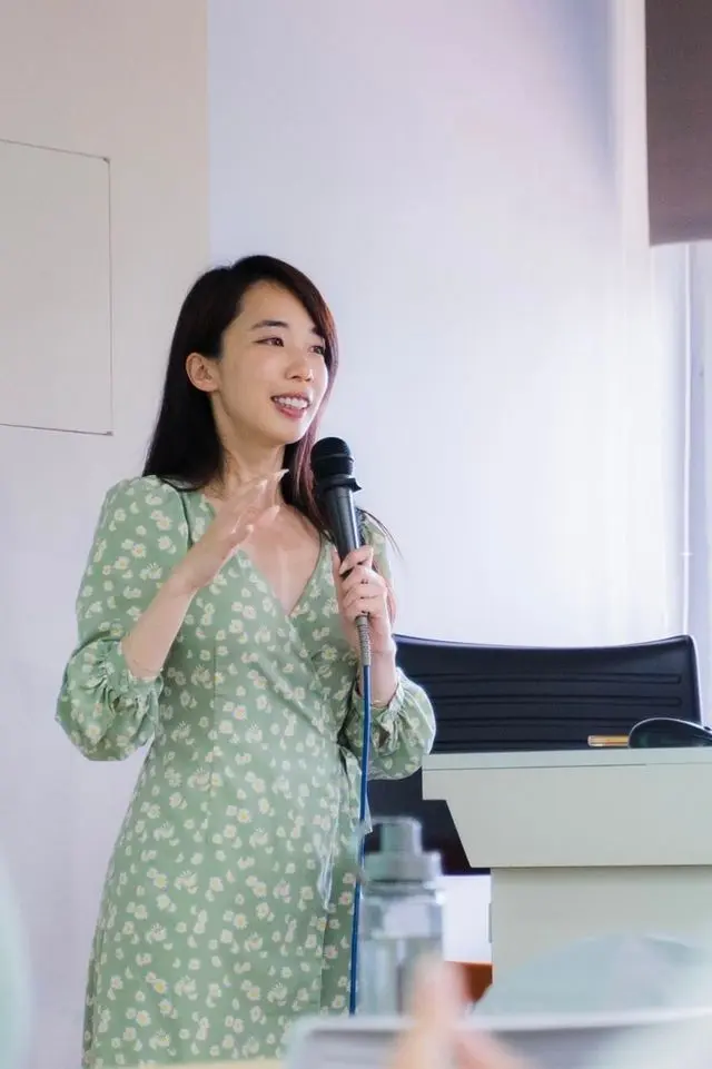 Speak App提升英語溝通力 網紅lily Chen2