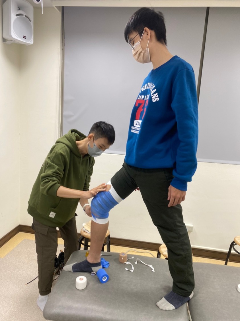義大物治系應屆畢業生   國考成績出色   拿下狀元及探花