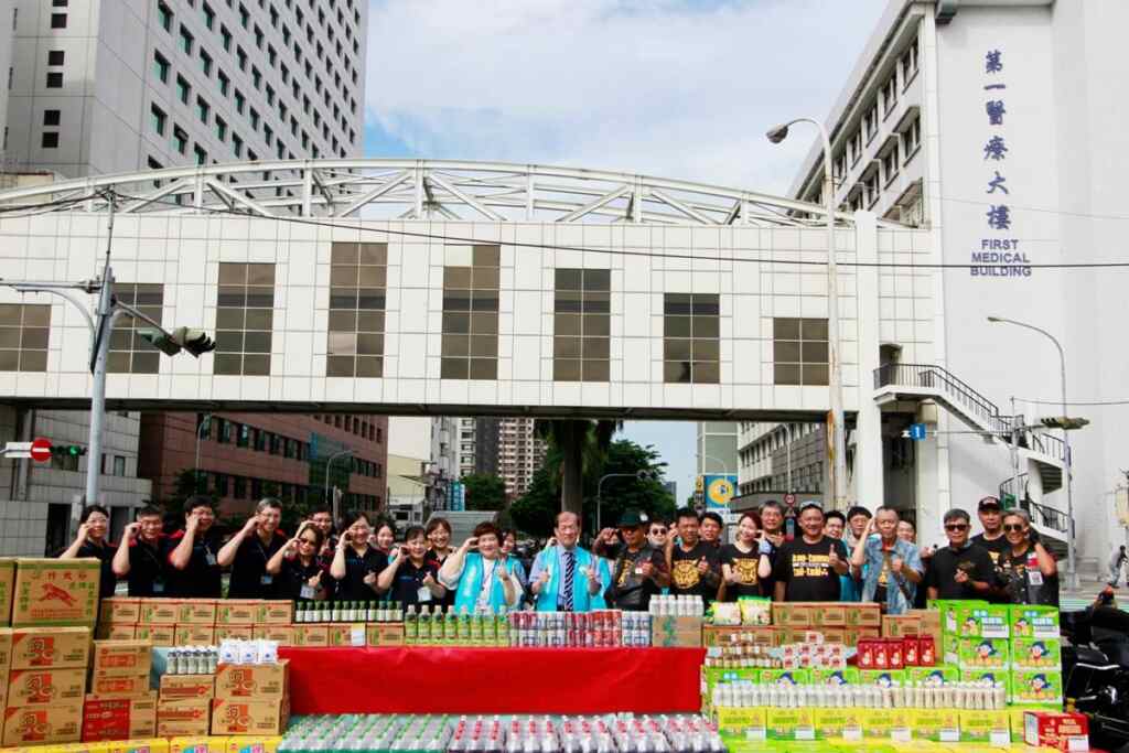 ▲中醫大附醫長期關注社會公益,秉持蔡長海董事長「關懷利他」的初心,此次攜手九天哈雷車隊,將各式日用物資送到原鄉部落。(中醫大附醫提供)
