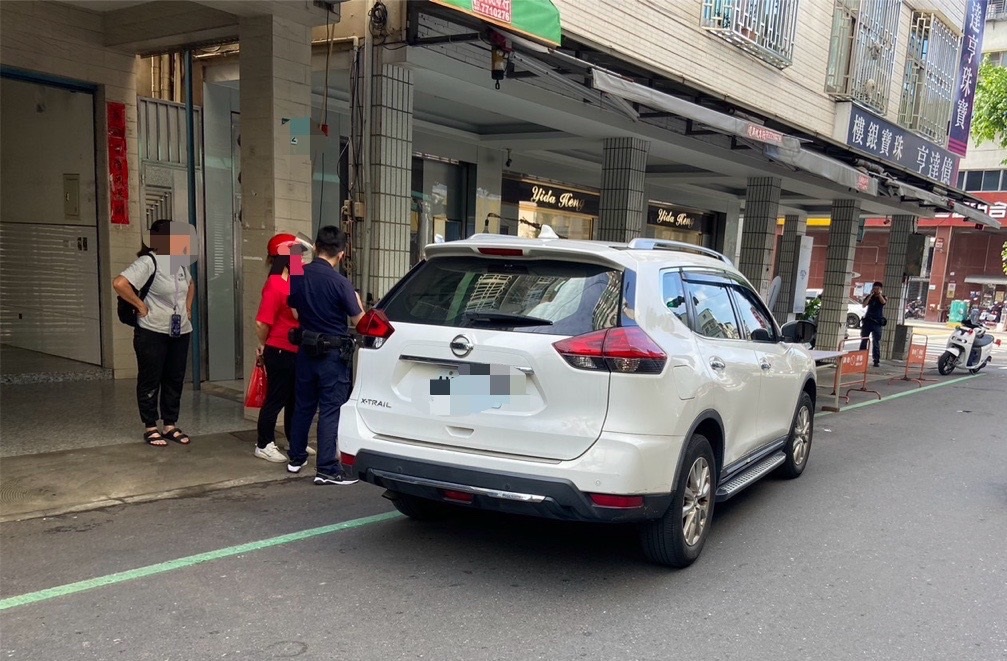 看見前女友在車內 57歲醋男竟尾隨車後企圖攔車拉人 242 cnews204240923a09