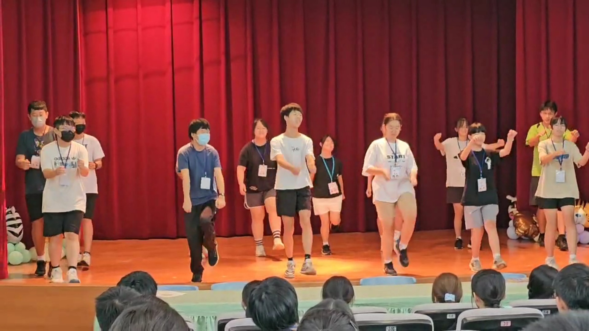 ▲由一群彰化縣高中職學生所組成希望工程學習輔導團隊，舉辦一場為志工訓練，藉由活動設計，讓新團員們在互動中學習策劃和協作。（柯伯儒提供）