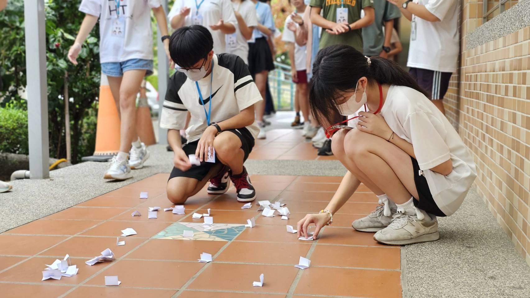 ▲由一群彰化縣高中職學生所組成希望工程學習輔導團隊，舉辦一場為志工訓練，藉由活動設計，讓新團員們在互動中學習策劃和協作。（柯伯儒提供）