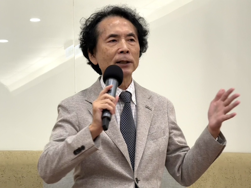 國立清華大學聘任日籍學者小笠原欣幸(圖)為榮譽講座教授,25日舉行證書頒授典禮,同時也以「台灣政局的未來」為題舉行座談會。