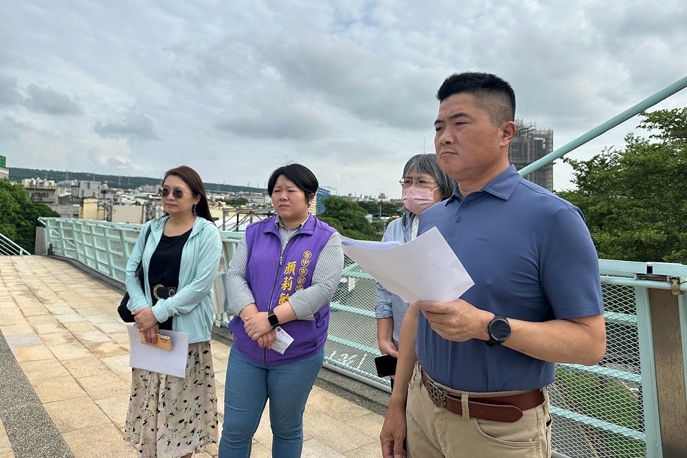 打造完善台中捷運路網 顏寬恒、顏莉敏爭取橘線延伸銜接藍線 210 打造完善台中捷運路網 顏寬恒、顏莉敏爭取橘線延伸銜接藍線 209