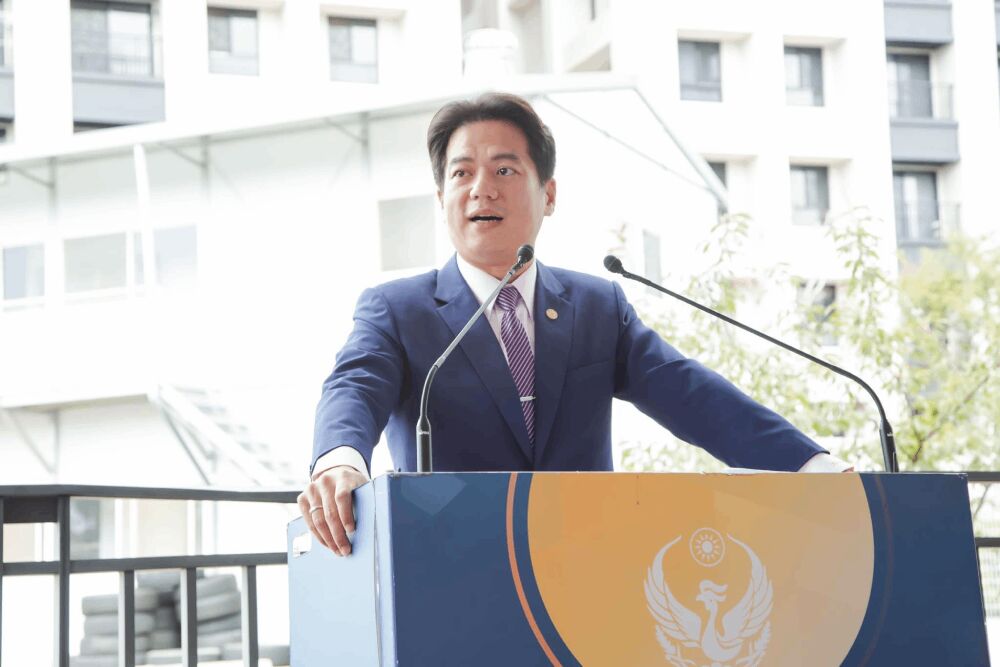 深化台日城市合作 邱臣遠應邀赴日簽署新竹八代友好協定 231 照片來源:邱臣遠臉書、新竹市政府