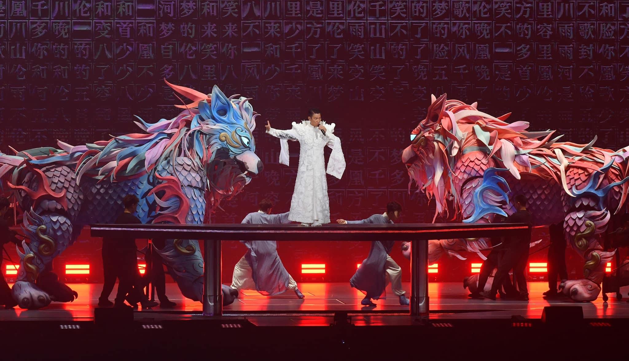 這場演唱會是劉德華繼在中國內地完成36場精彩演出后，開啟港澳台及新馬巡迴之旅的首站，熱情的歌迷們翹首以盼。
