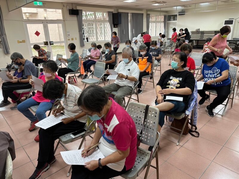 圖文:臺中郵局辦理金融保險暨防詐知識社區講座。