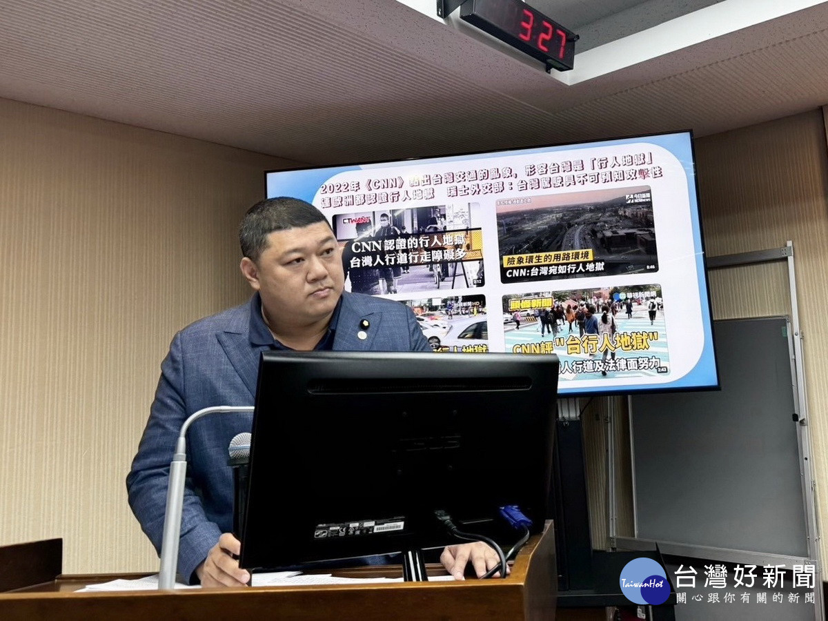 游立委要求新任交通部長正視中捷到南投。（游顥服務處提供）