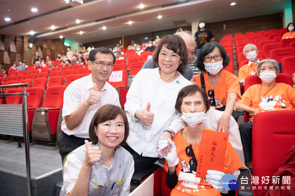 為與國際接軌響應9月失智月,市府團隊結合失智共照中心及據點,今(26)日於長青園舉辦「桃城〜拾憶九久」活動/嘉義市政府提供