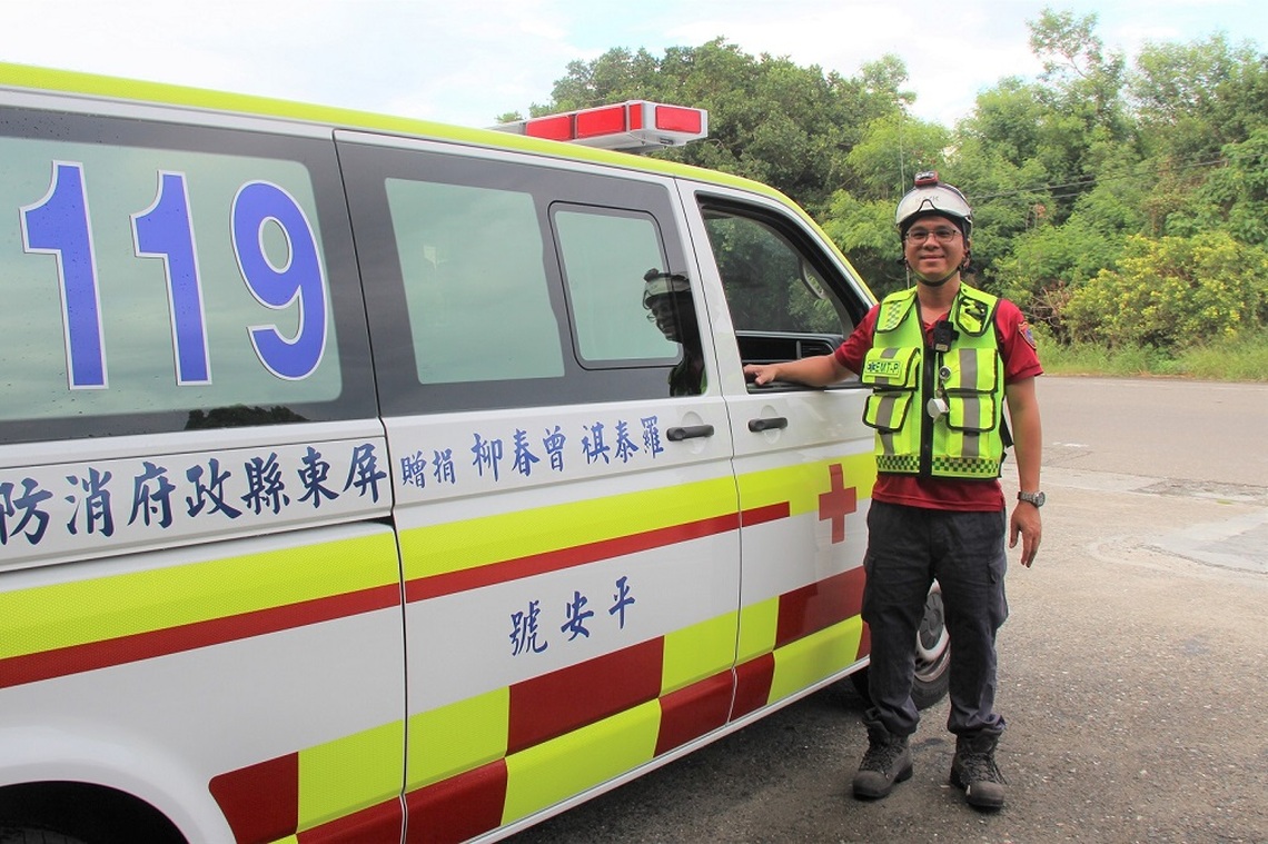任職消防逾26年 陳孟璘獲內政部消防署資深救護貢獻獎肯定