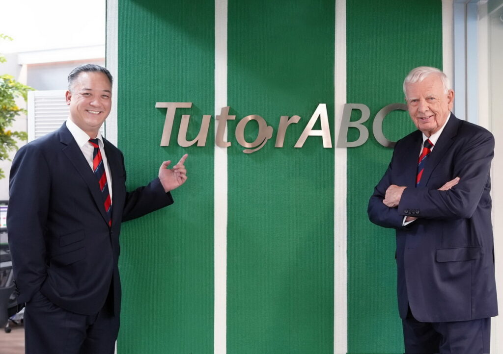 TutorABC在2022年全數換新經營團隊,在新任領導團隊 Rodney Miles 與Samuel Yang, CFA 帶領下,TutorABC 進行了亮眼的轉型