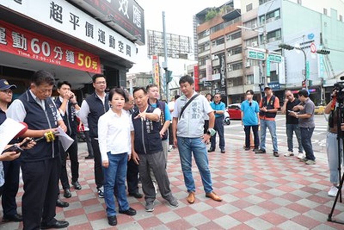 鐵腕護行人! 中市府啟動「無限期公車大執法」 盧秀燕市長慰勉員警辛勞:捍衛行人正義