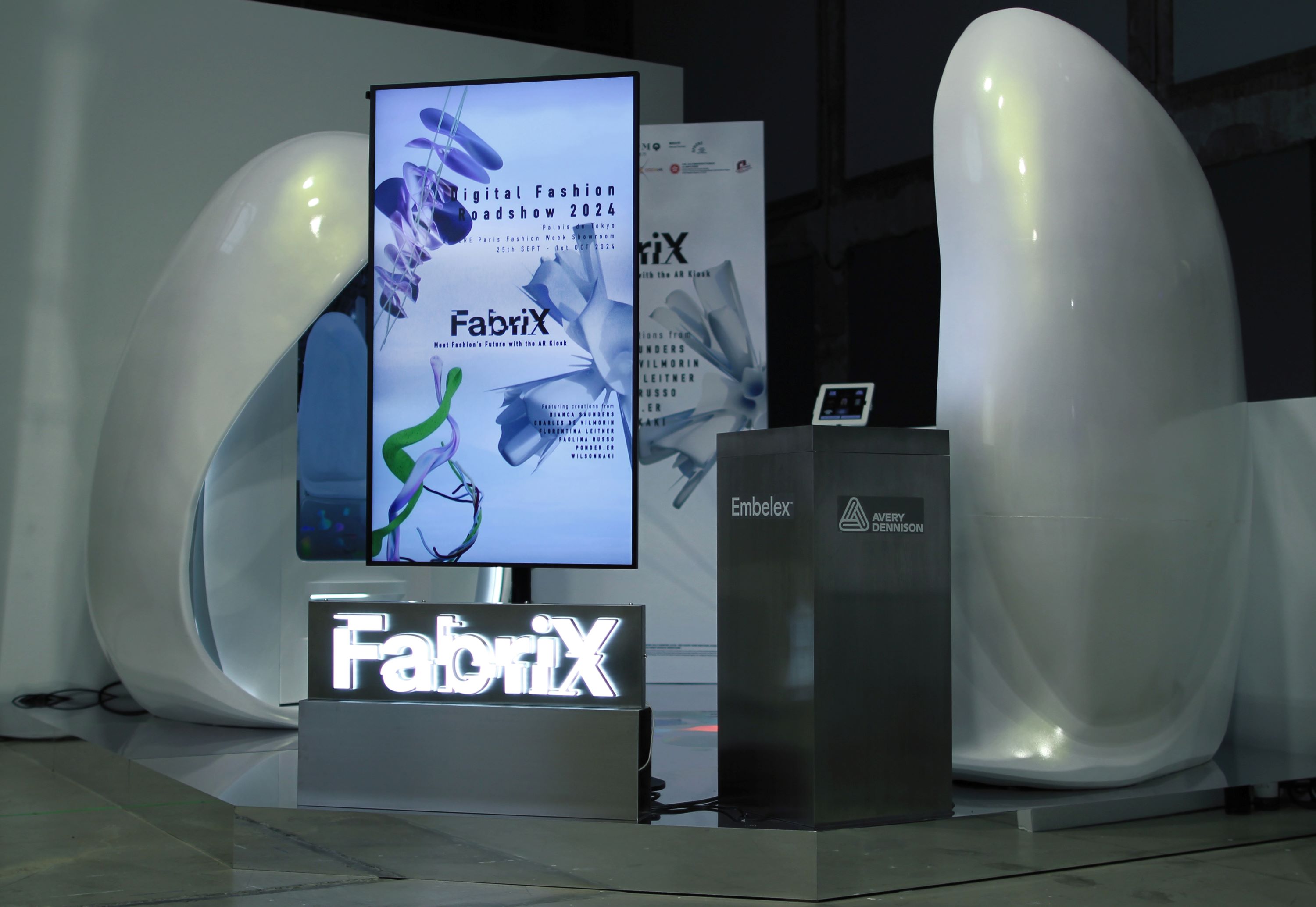 FabriX Digital Fashion Roadshow重臨2024巴黎時裝週 跨越領域 定義未來風格