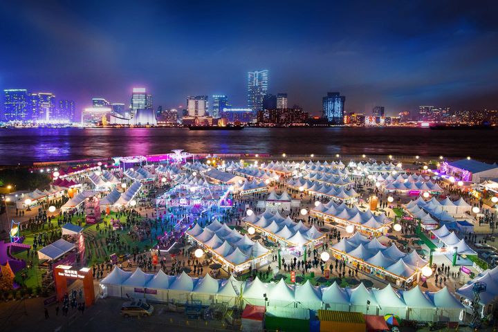 「香港美酒佳餚巡禮」將於10/23-10/27強勢回歸中環海濱。 圖:香港旅遊發展局/提供