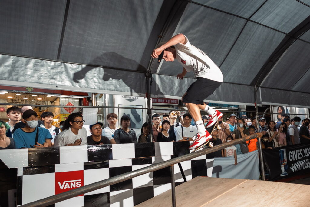 Vans APAC滑板隊邀請以技術精湛且俐落風格聞名的澳洲新秀 Rome Collyer出席Always Pushing滑板巡迴台灣站 展現高超滑板技術_6 - 複製