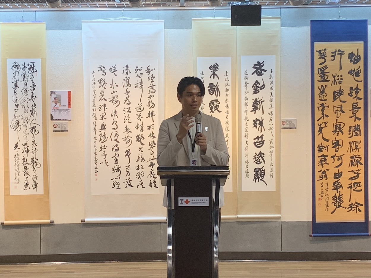 ▲嘉義市文化局謝育哲局長主持開幕式。（圖/記者陳惲朋攝）