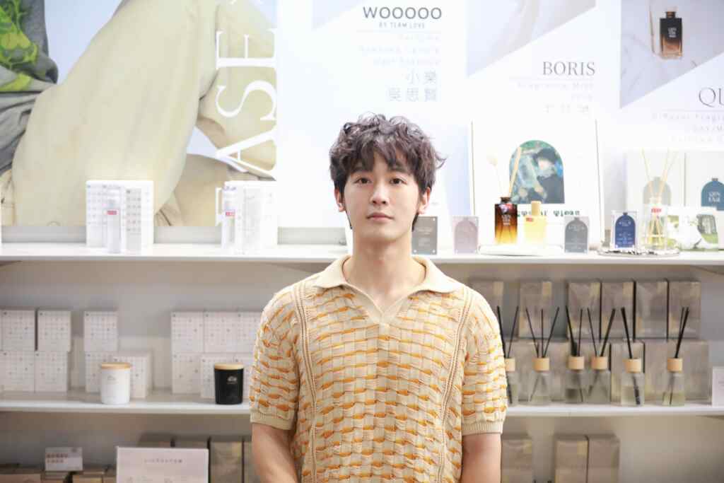 ▲小樂吳思賢出席聯名品牌一日店長活動(Ease香氛提供)