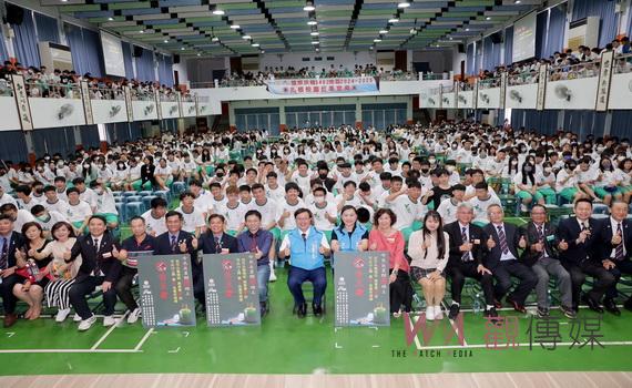 國際扶輪3462地區走入校園反毒 盧鴻昇檢察官以親身所見分享吸毒之害