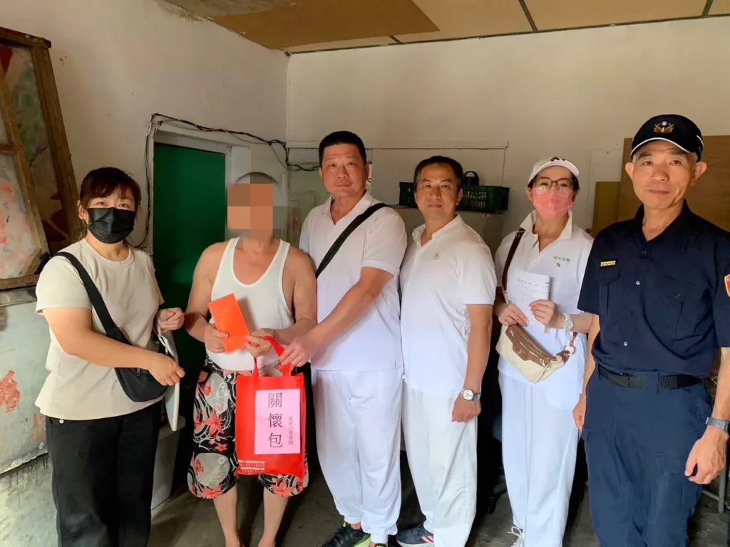 布萊克建設股份有限公司對於土城警分局辛苦維護治安、交通之餘,仍不忘關懷弱勢表達敬意與謝意