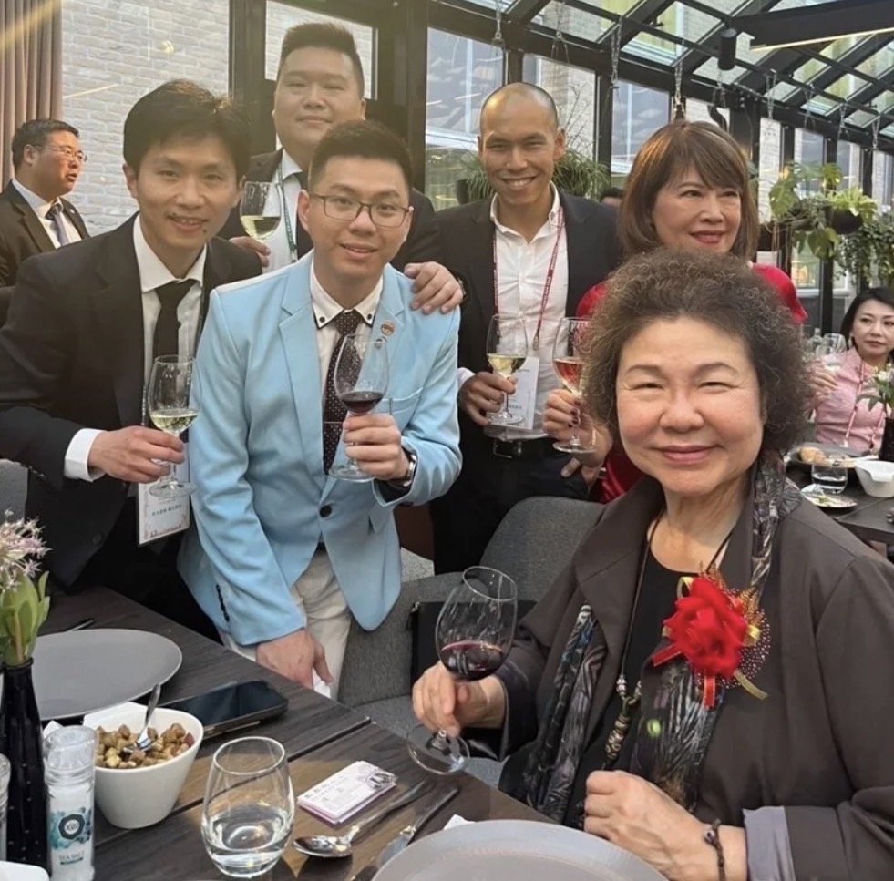 歐洲台灣商會聯合總會5 月11日至12 日在荷蘭阿姆斯特丹舉辦第30 屆會員代表大會,為近年來在荷蘭與中華民國連結的一大 盛會。